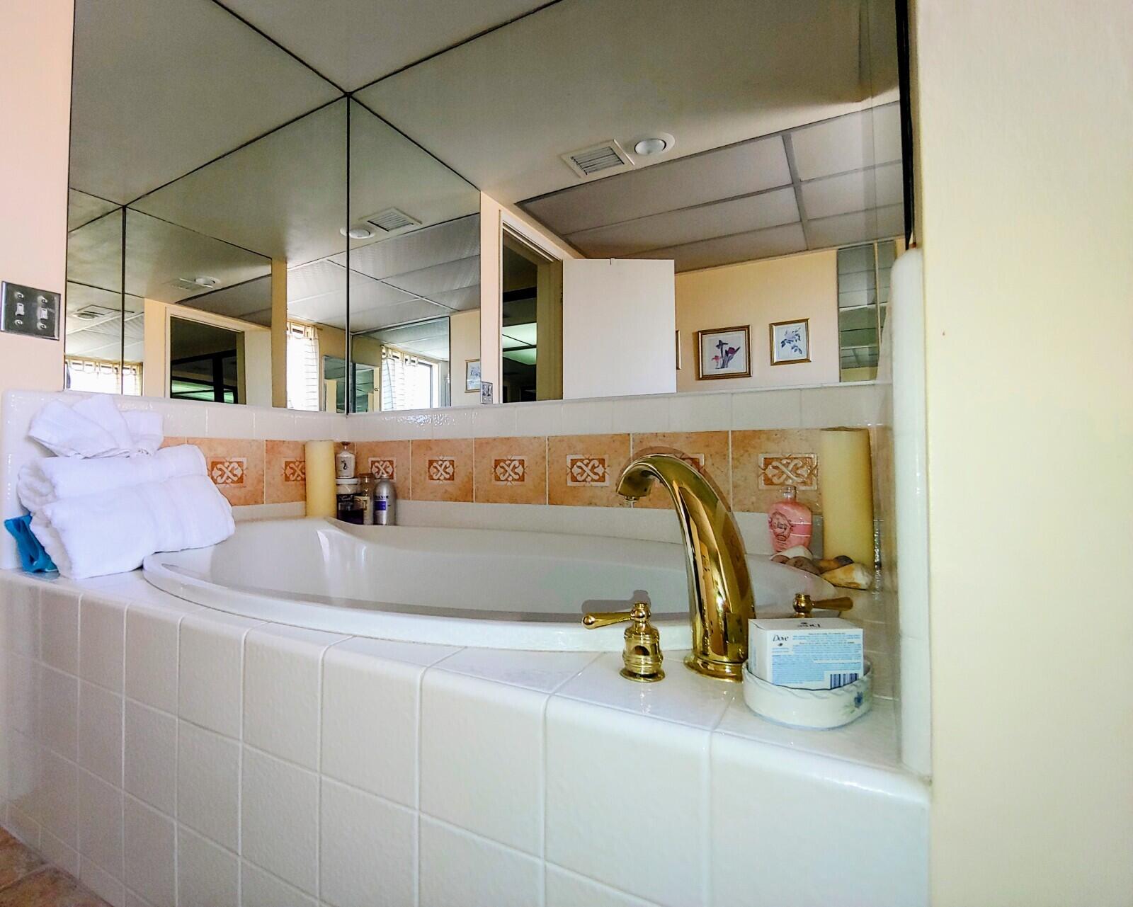 69940 Los Cocos Court Rancho Mirage, CA 92270 - Photo 28 of 37 a kitchen with a sink and a stove