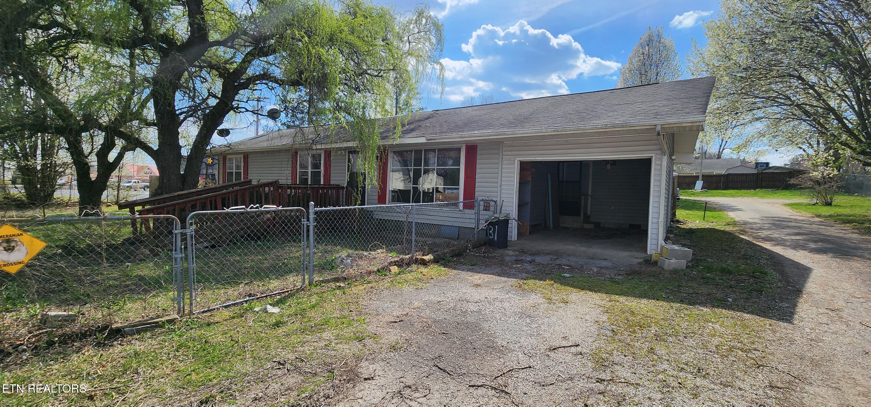 131 Duncan Lane Oneida, TN 37841 - Photo 1 of 24 20250328_150948