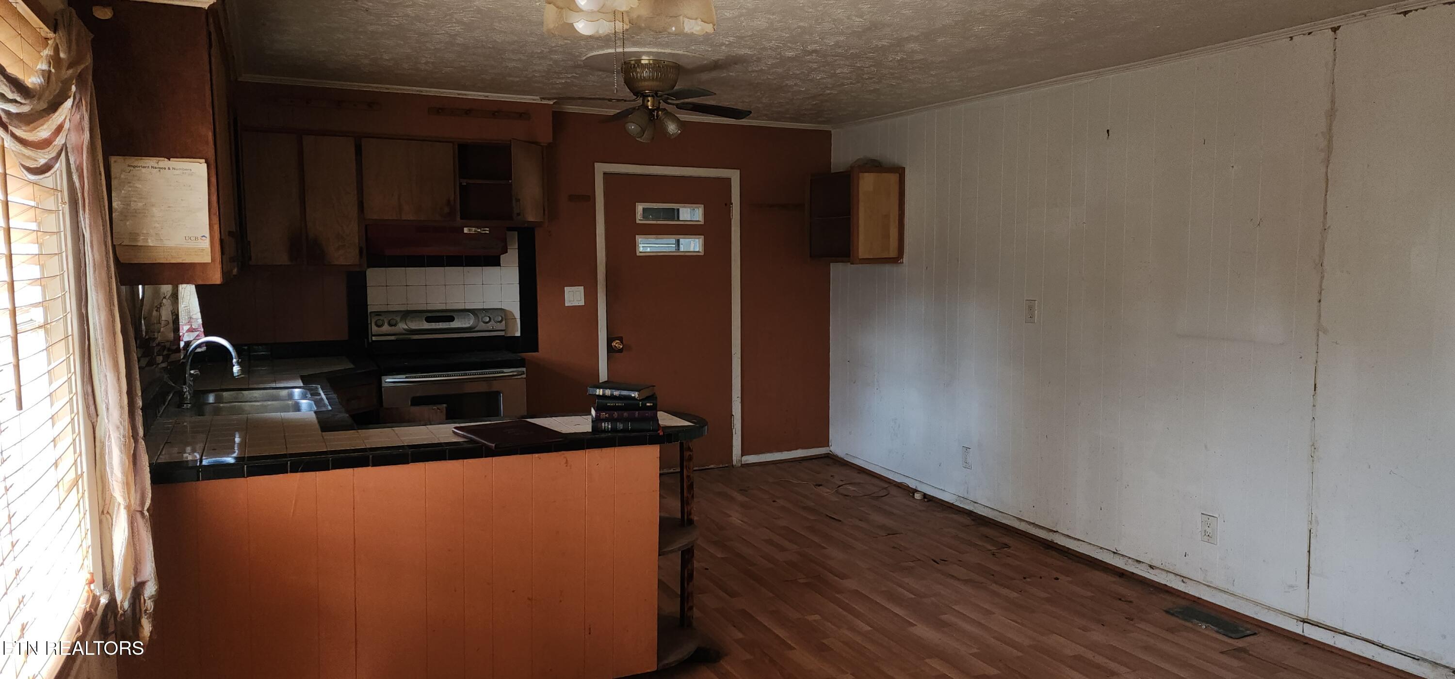 131 Duncan Lane Oneida, TN 37841 - Photo 13 of 24 20250328_144141