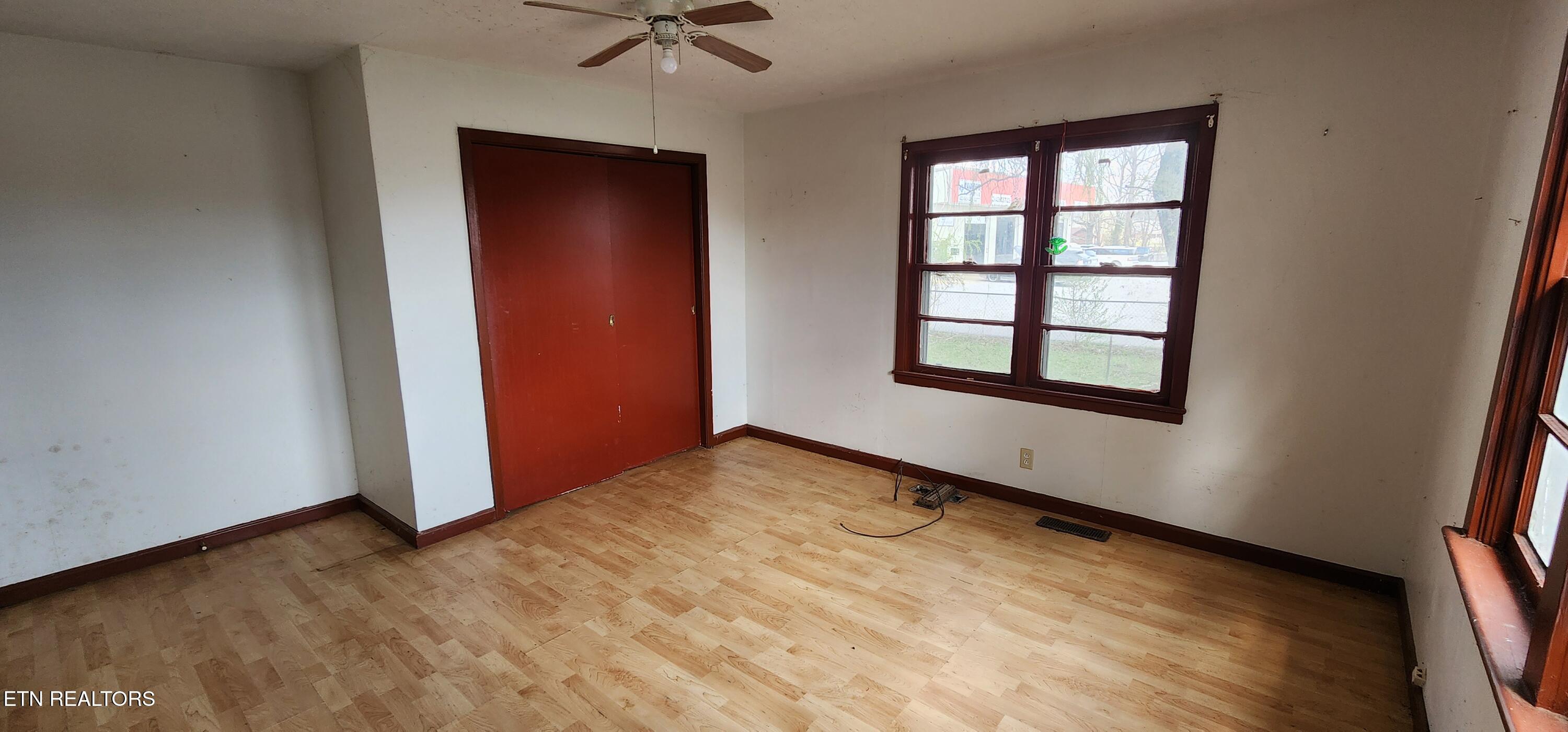 131 Duncan Lane Oneida, TN 37841 - Photo 19 of 24 20250328_144749