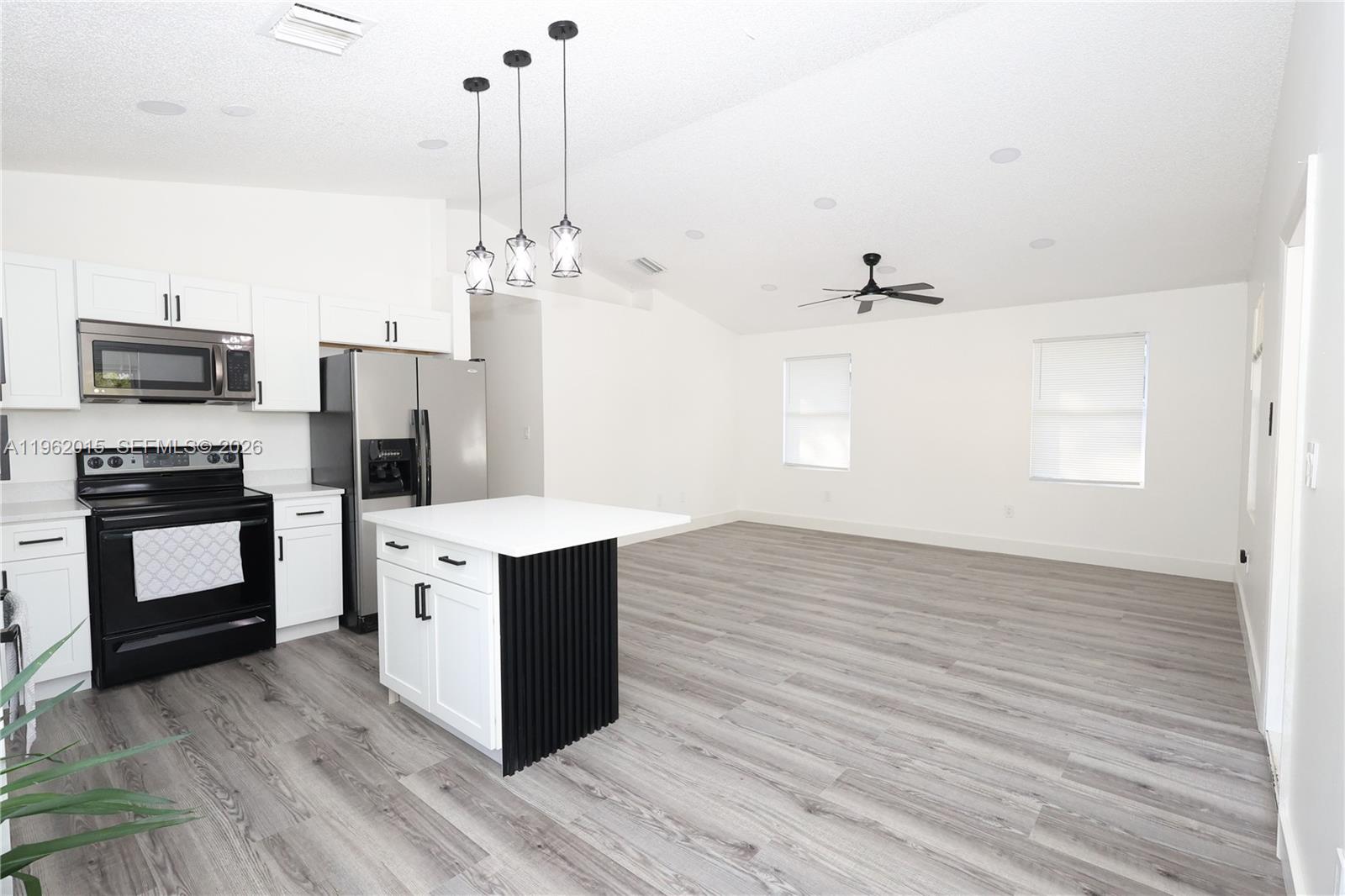 12972 Southwest 245th Street Homestead, FL 33032 - Photo 9 of 32