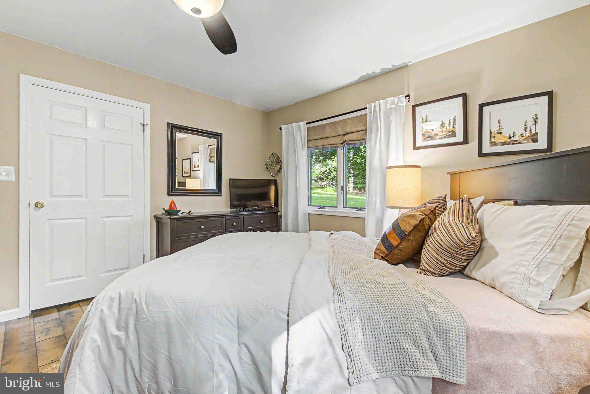 1001 Penn Point Road Oakland, MD 21550 - Photo 37 of 61 Cozy retreat with serene views.