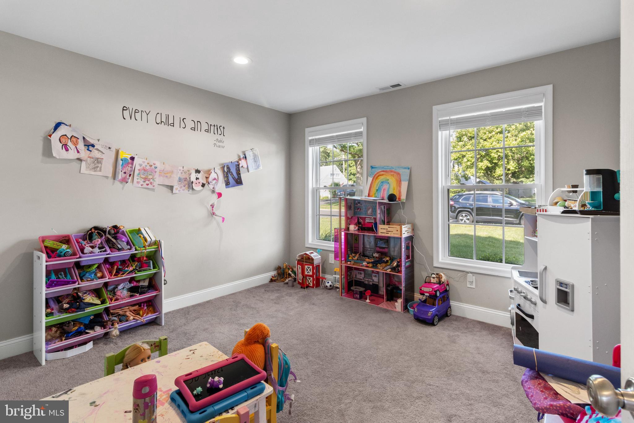 69 Towpath Road Levittown, PA 19056 - Photo 14 of 30