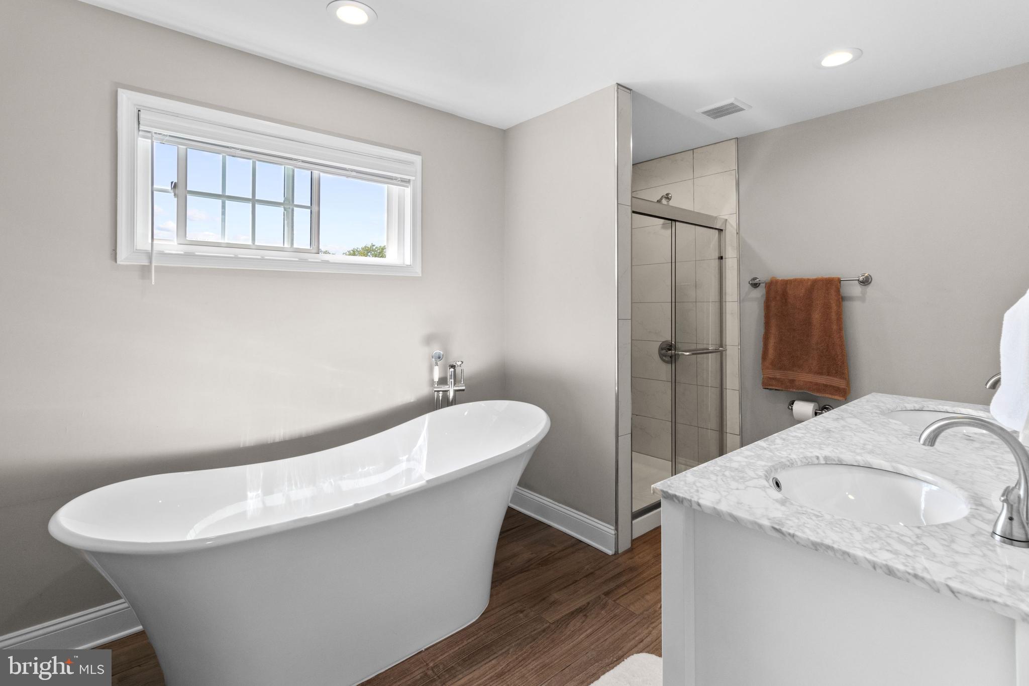 69 Towpath Road Levittown, PA 19056 - Photo 19 of 30