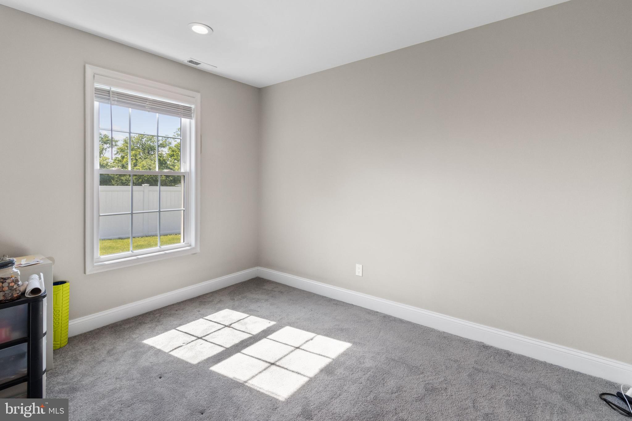 69 Towpath Road Levittown, PA 19056 - Photo 26 of 30