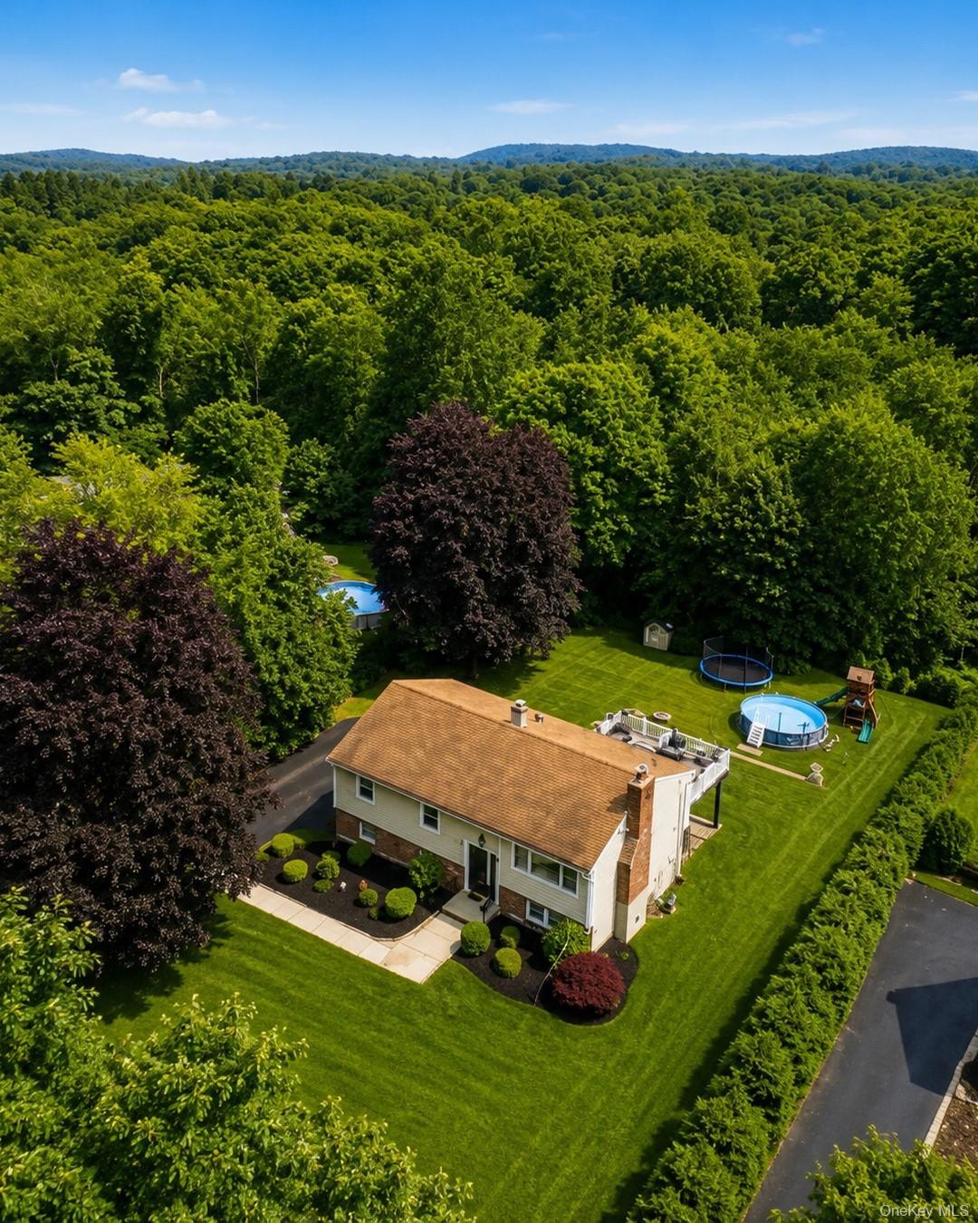 63 Dixon Road Carmel, NY 10512 - Photo 7 of 21
