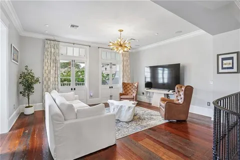$1,790,000 | 822 Barracks Street, Unit A, New Orleans, LA 70116