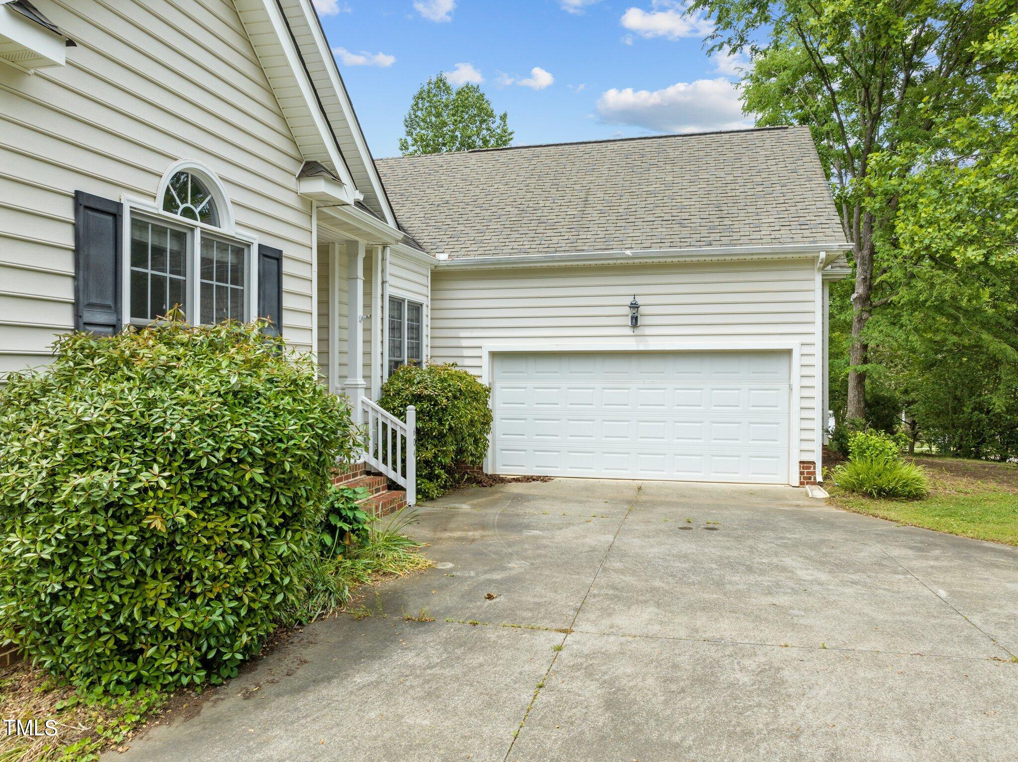604 Middle Bridge Road Wake Forest, NC 27587 - Photo 4 of 48 front view of a house