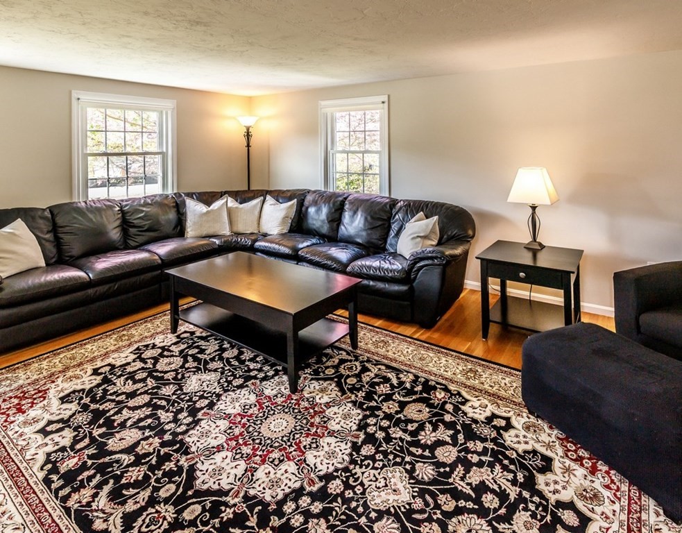 3 Mohawk Circle Westborough, MA 01581 - Photo 5 of 42