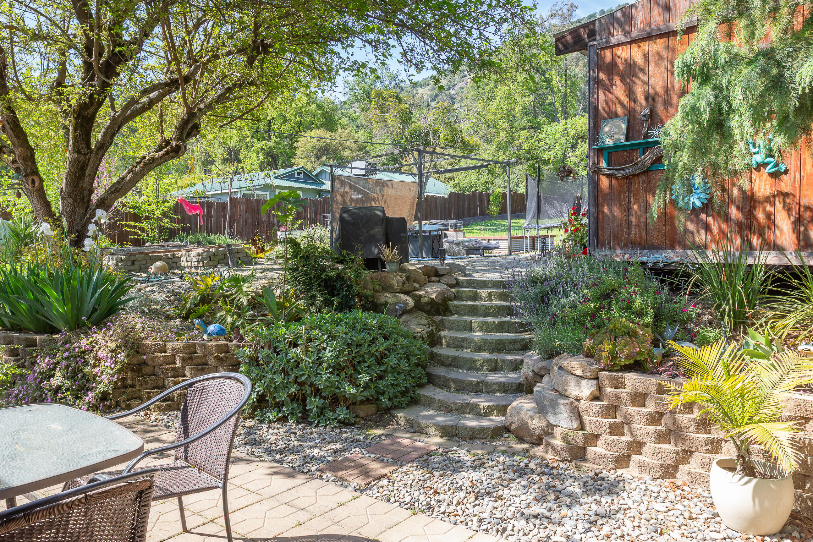 42729 North Fork Drive Three Rivers, CA 93271 - Photo 34 of 38 -