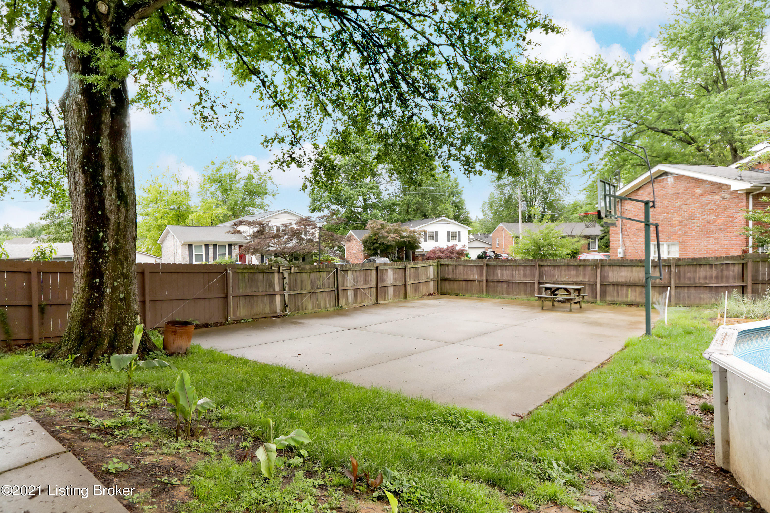 4510 Gaudet Road Jeffersontown, KY 40299 - Photo 30 of 33 031