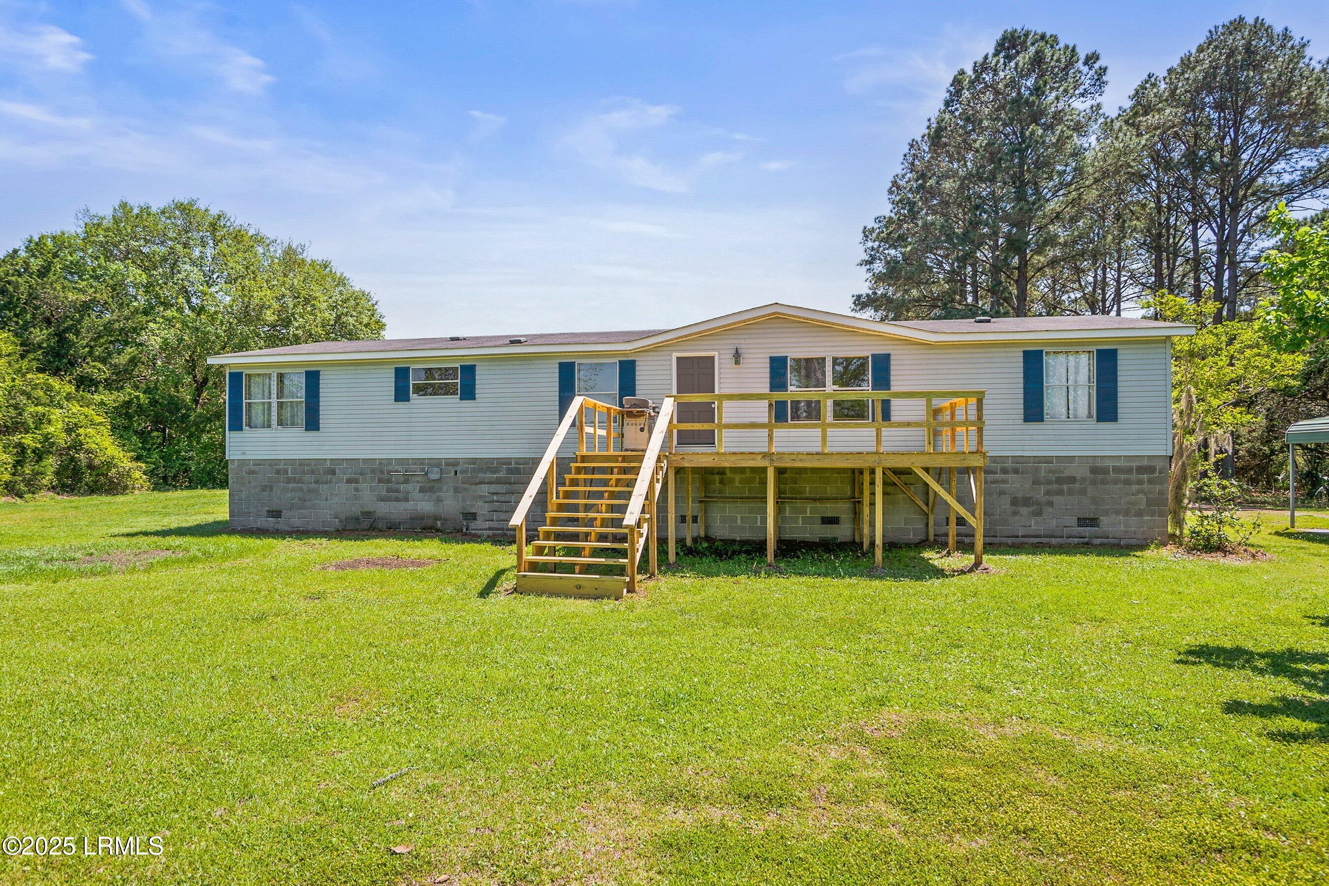 93 Rose Island Road St. Helena Island, SC 29920 - Photo 20 of 44 DSC02185-10.jpg-SMALL