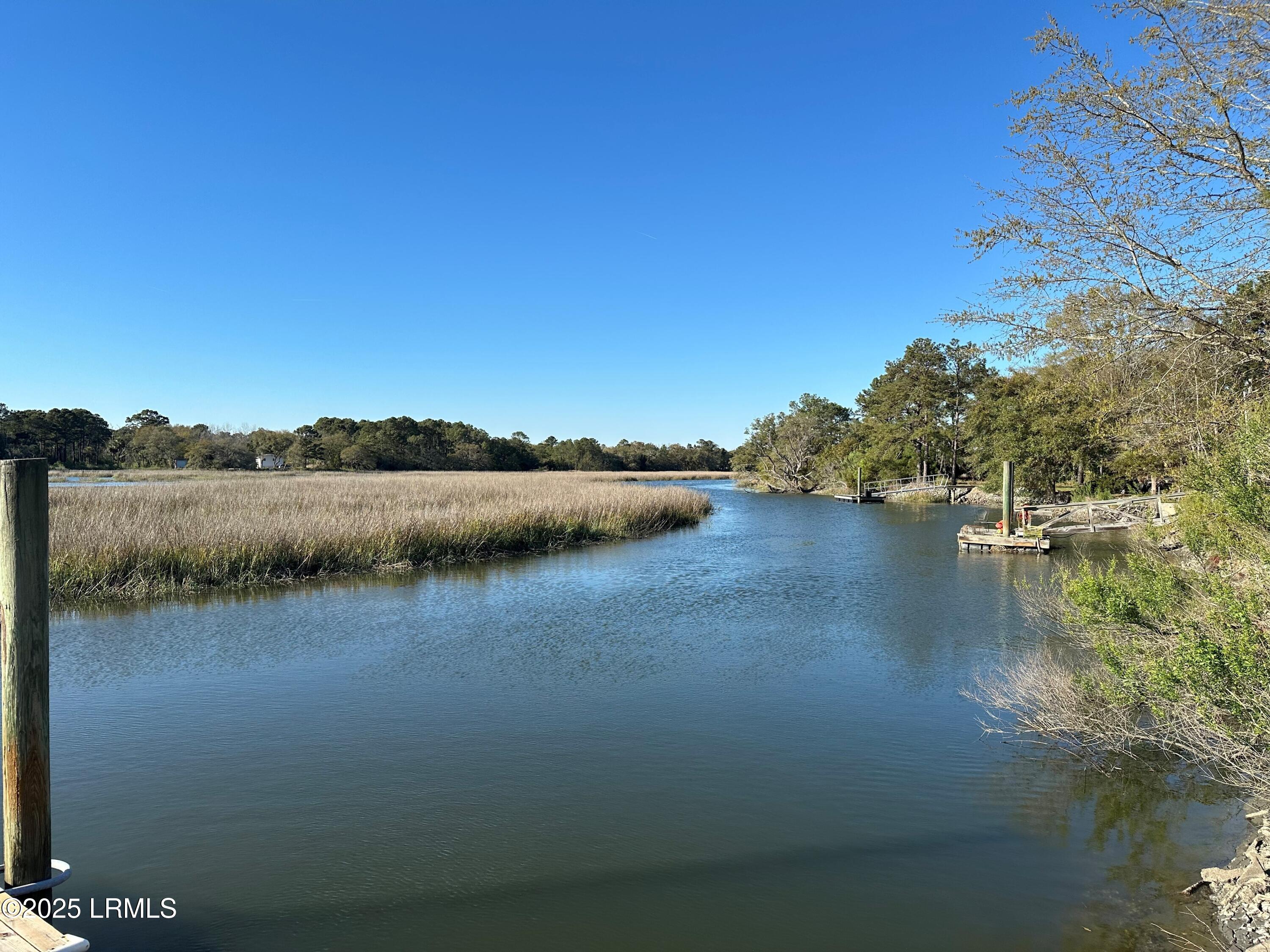 93 Rose Island Road St. Helena Island, SC 29920 - Photo 5 of 44 93 Rose 5