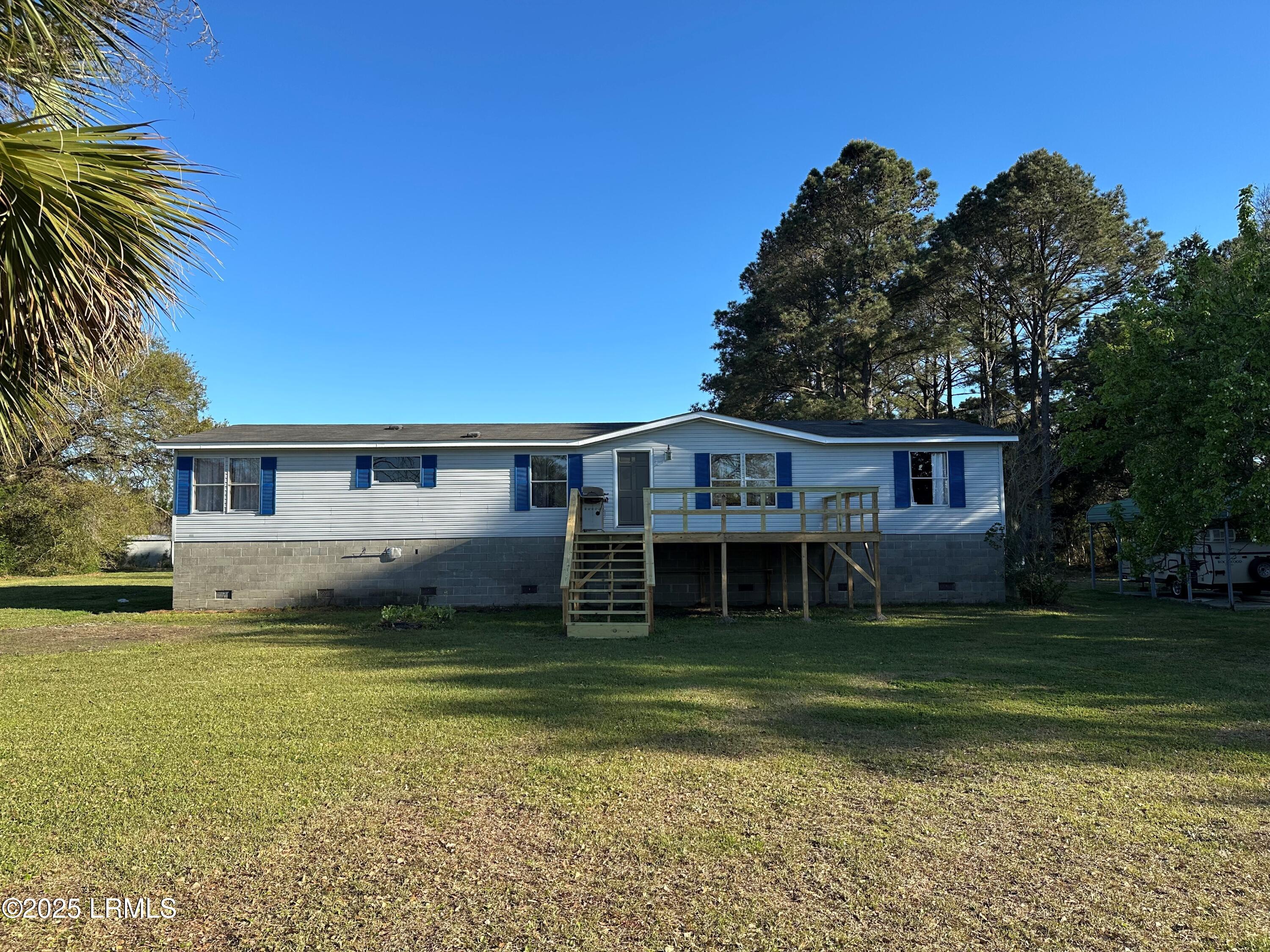 93 Rose Island Road St. Helena Island, SC 29920 - Photo 6 of 44 93 Rose 6