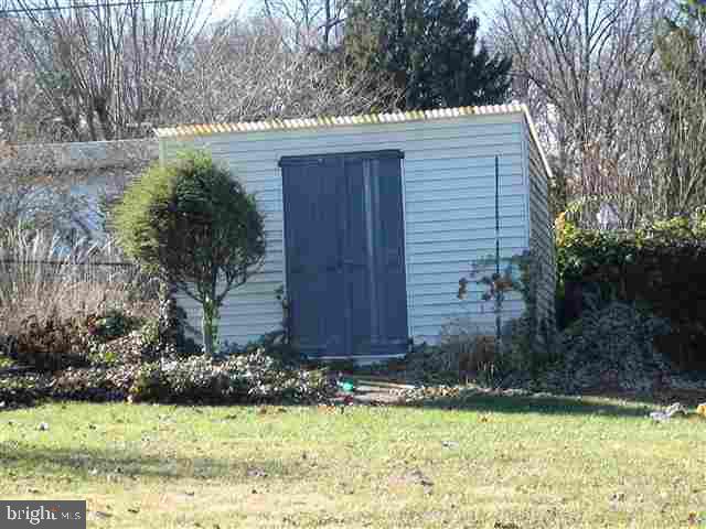 1750 Chesley Road York, PA 17403 - Photo 8 of 25 Gallery Image 8