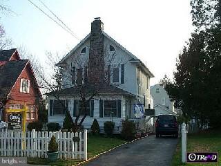 2405 Clover Lane Havertown, PA 19083 - Photo 1 of 1 Gallery Image 1