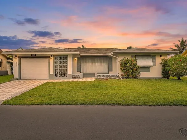 $287,500 | 4514 Northwest 43rd Terrace, Tamarac, FL 33319