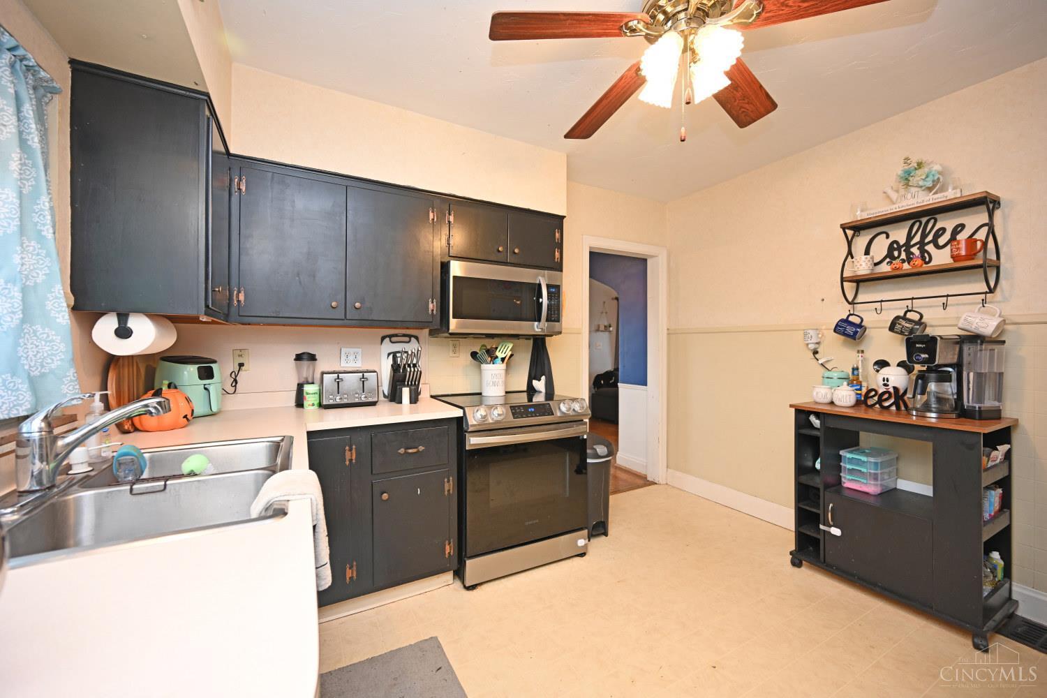 5957 Bridgetown Road Cincinnati, OH 45248 - Photo 17 of 50