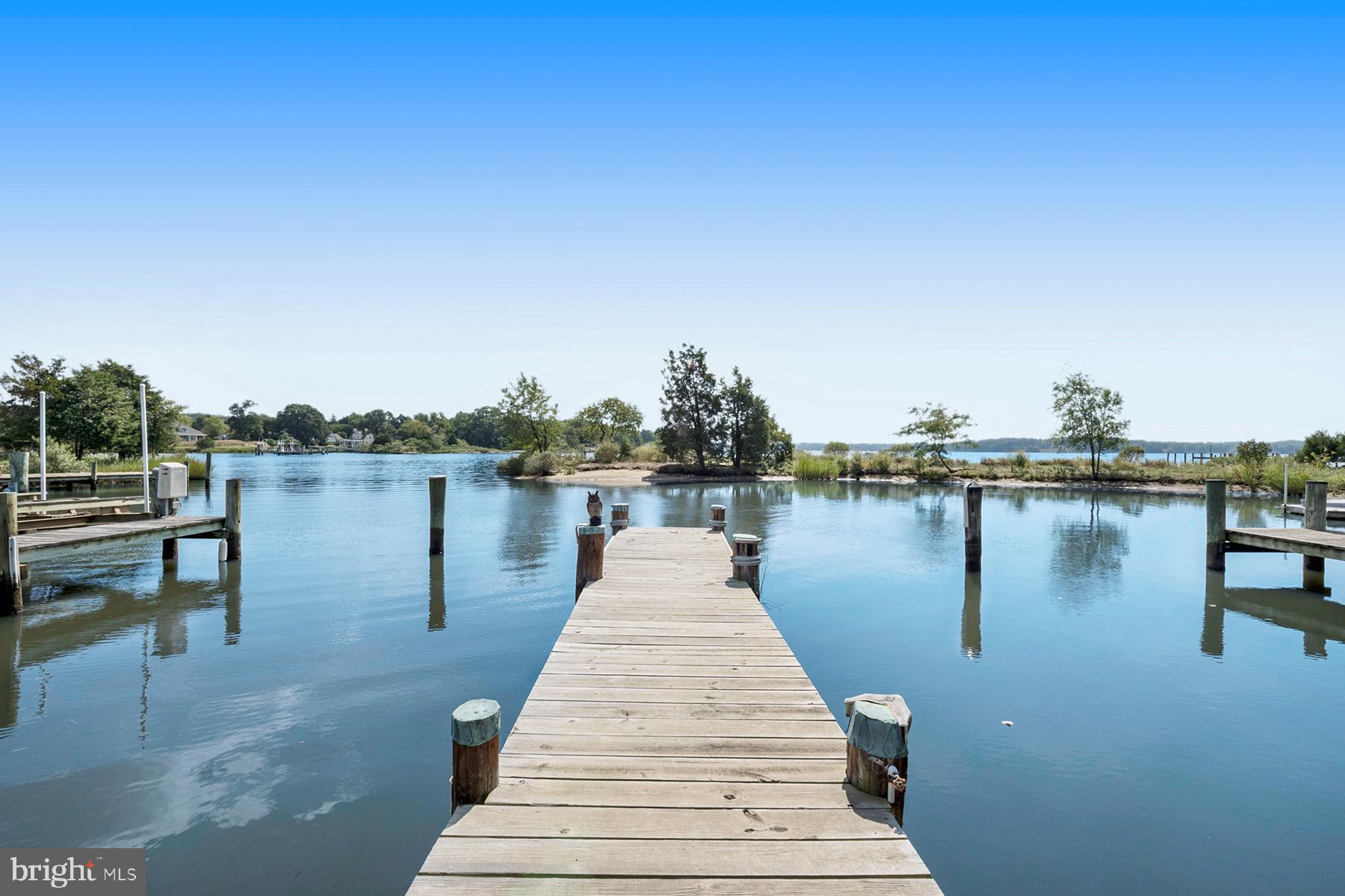 421 Ferry Point Road Annapolis, MD 21403 - Photo 5 of 51 Private pier has 4 ft water depth