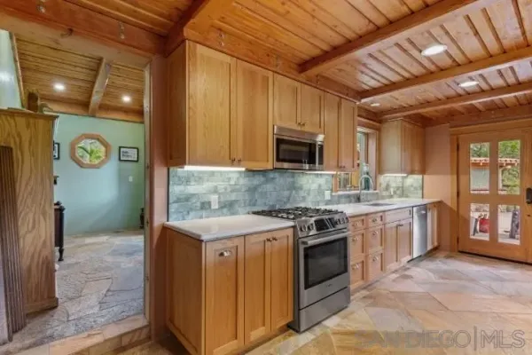 $1,345,000 | 3097 Green Heather Lane, Fallbrook, CA 92028