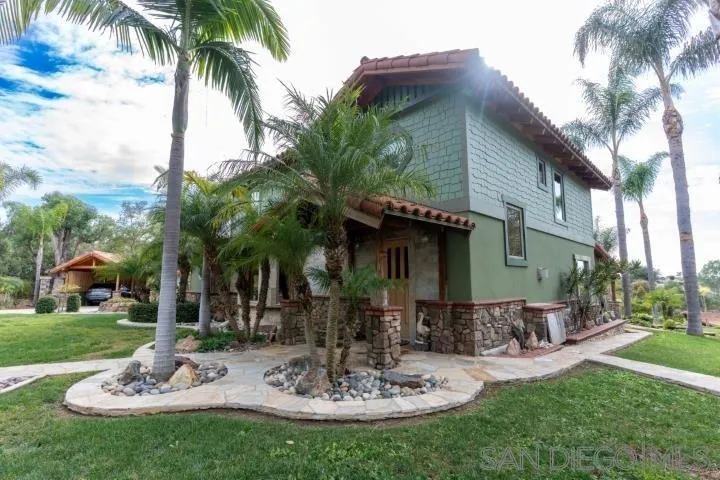 3097 Green Heather Lane Fallbrook, CA 92028 - Photo 31 of 37 a view of a house with a patio