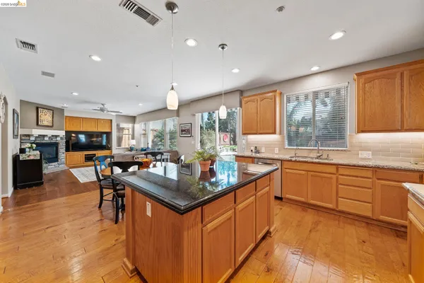 $944,900 | 1320 Sand Drift Drive, Brentwood, CA 94513
