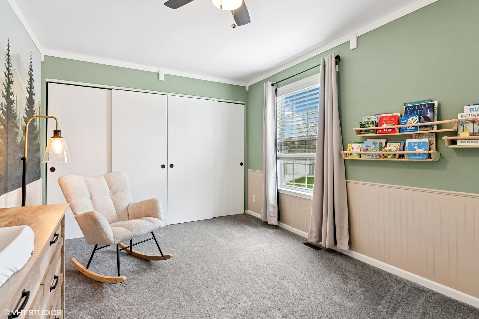 2421 Deerfield Drive Aurora, IL 60506 - Photo 14 of 22 a living room with furniture and a wooden floor