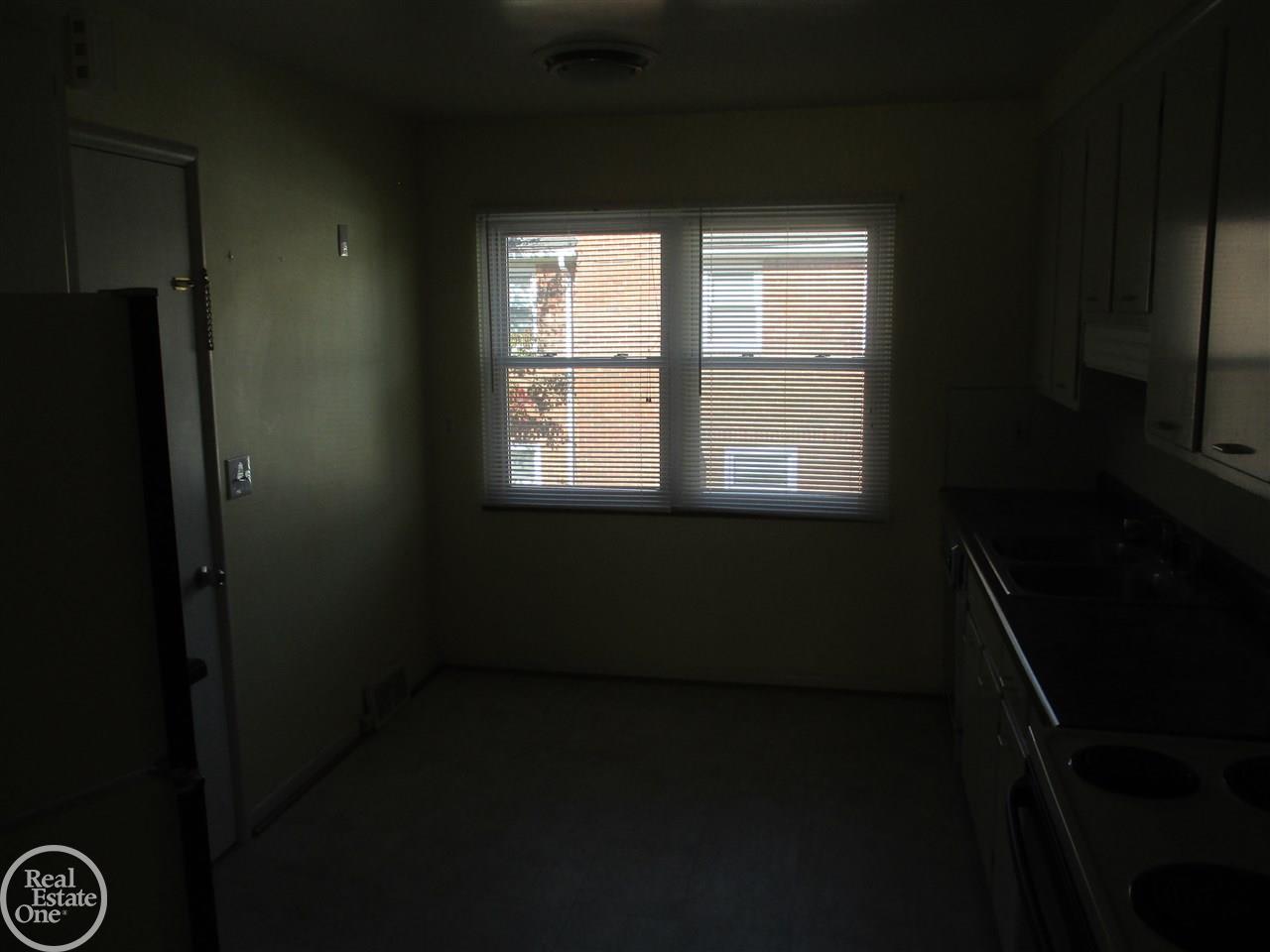 840 Harcourt Road Grosse Pointe Park, MI 48230 - Photo 12 of 27