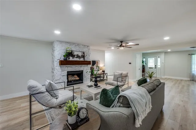 $430,000 | 3406 Springwood Lane, Dallas, TX 75233