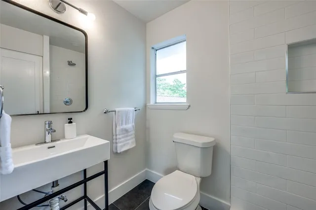 $430,000 | 3406 Springwood Lane, Dallas, TX 75233