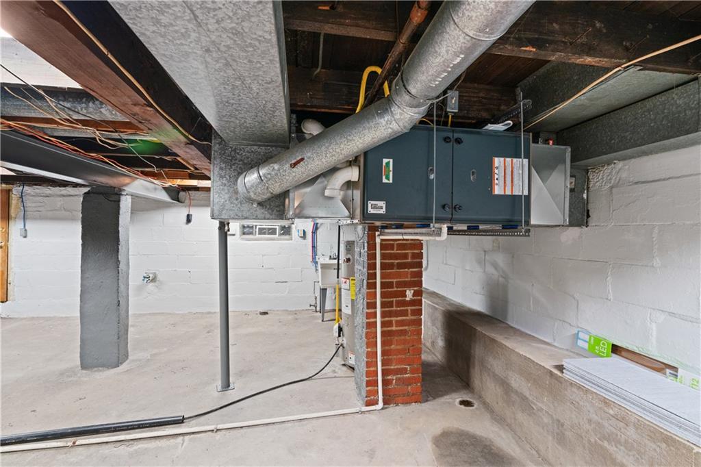 321 2nd Street Freeport, PA 16229 - Photo 22 of 24 a view of storage and utility room
