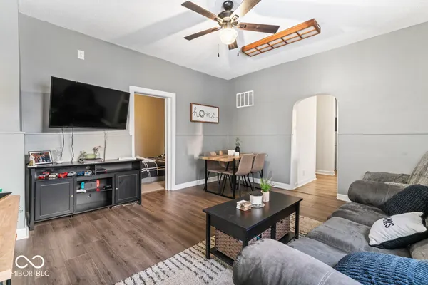 $153,000 | 1815 South M Street, Elwood, IN 46036