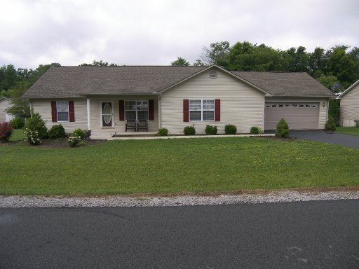 2205 Sunset Ridge Drive Crossville, TN 38571 - Photo 1 of 27 Primary Photo