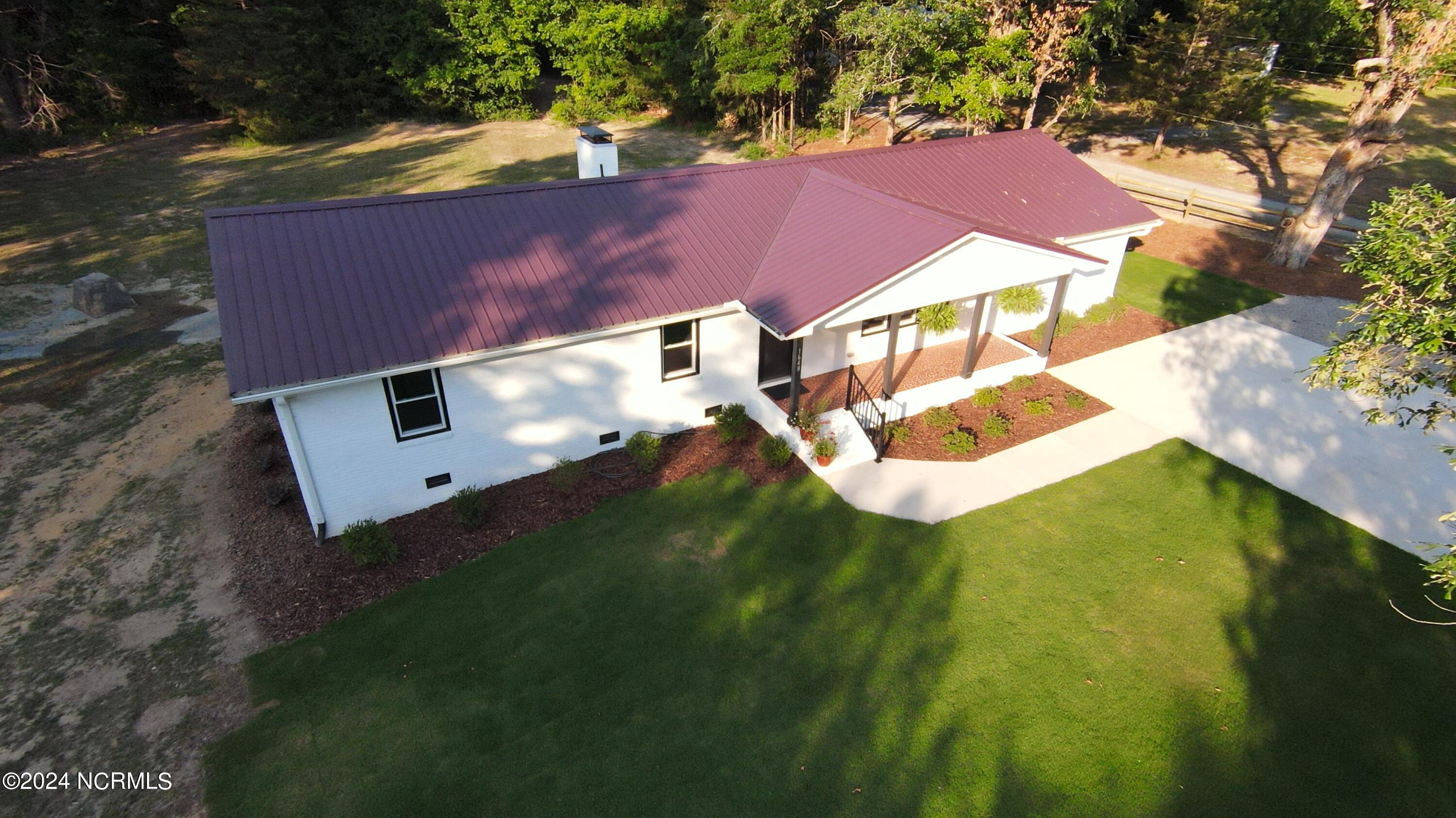 1648 Plank Road Robbins, NC 27325 - Photo 43 of 43 DJI_0026
