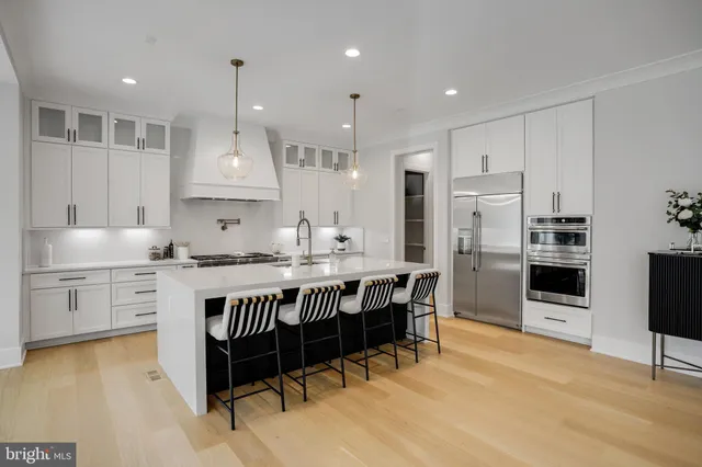 $1,998,000 | 4403 Andes Drive, Fairfax, VA 22030