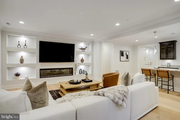 $2,422,000 | 4403 Andes Drive, Fairfax, VA 22030