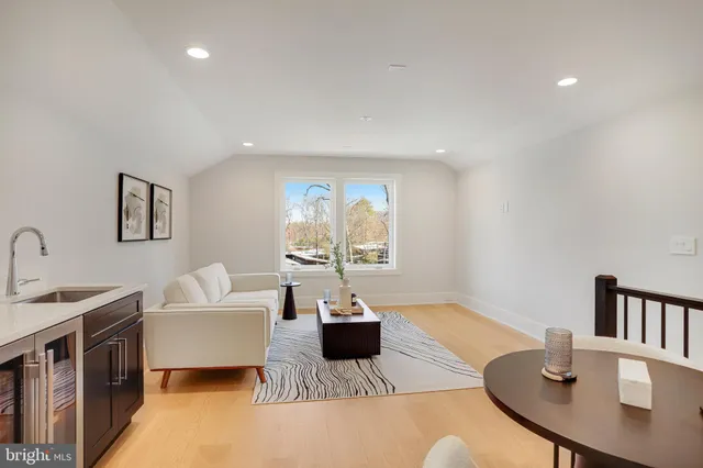 $1,998,000 | 4403 Andes Drive, Fairfax, VA 22030