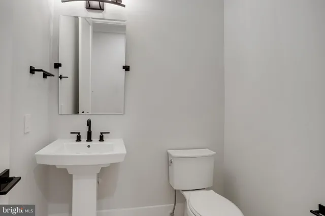 $1,998,000 | 4403 Andes Drive, Fairfax, VA 22030