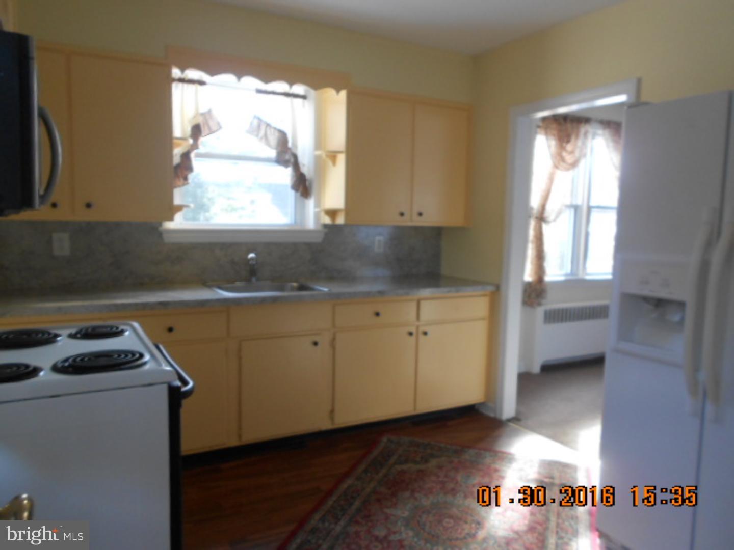 404 Eastman Road Wilmington, DE 19803 - Photo 7 of 18 Kitchen