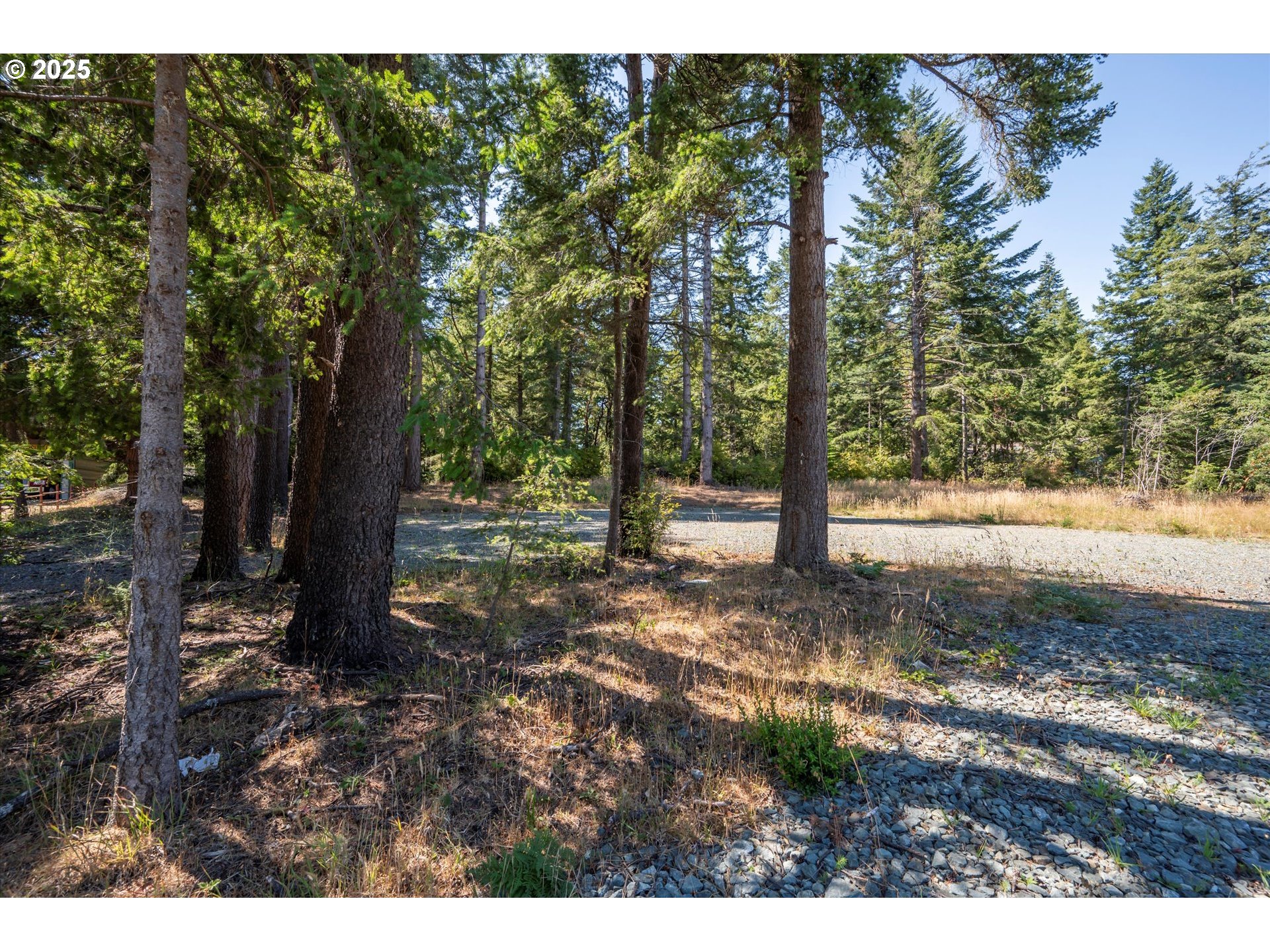 46963 Highway 101 Bandon, OR 97411 - Photo 20 of 21