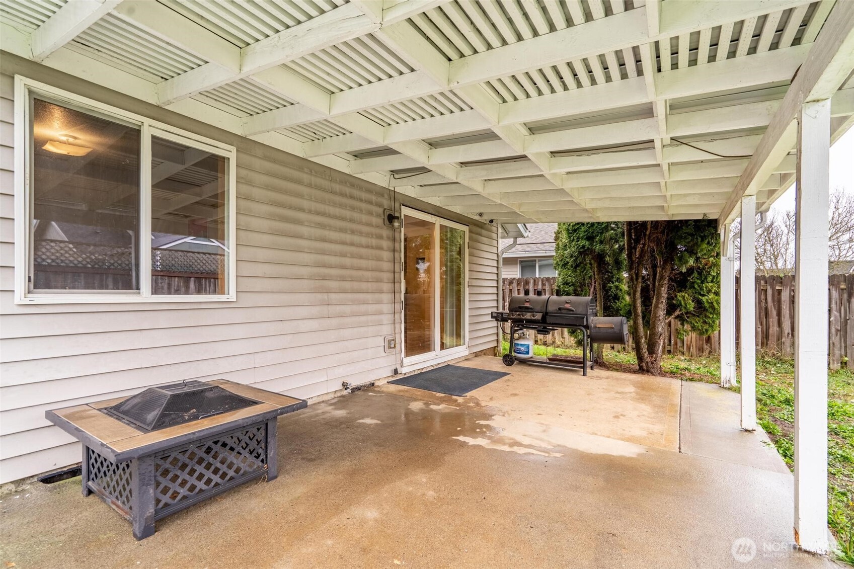 106 Rose Marie Drive Chehalis, WA 98532 - Photo 22 of 25 a view of livingroom with furniture and outdoor seating