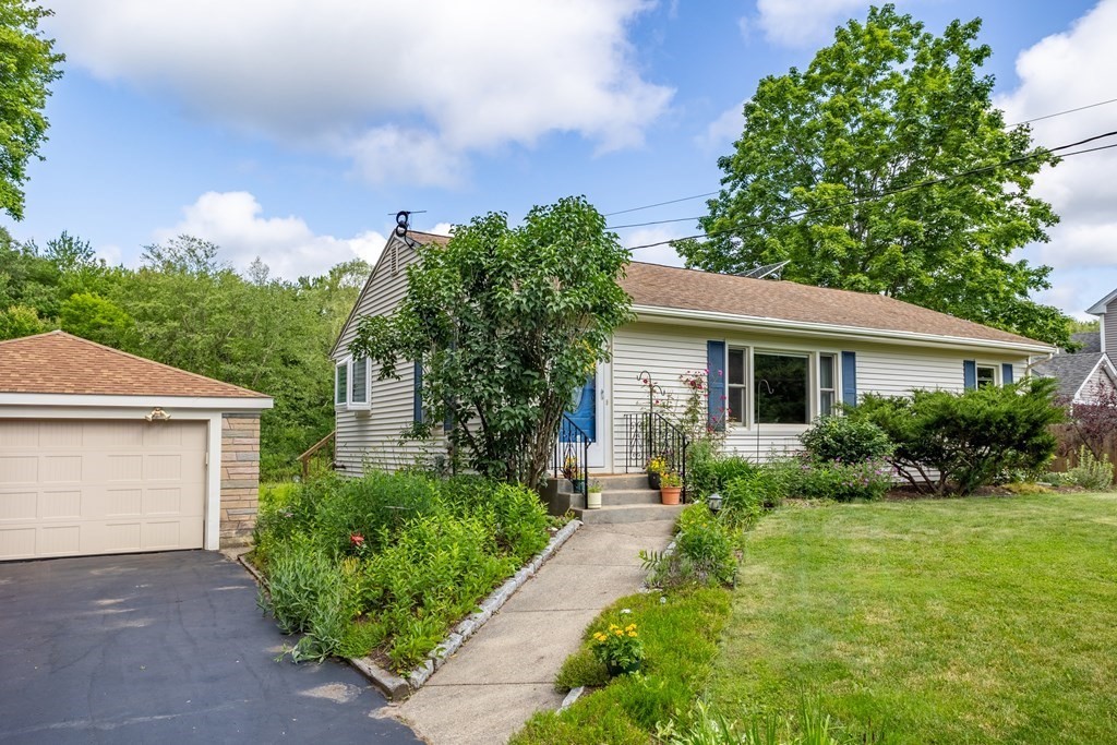 78 North Road Bedford, MA 01730 - Photo 1 of 34 Gallery Image 1