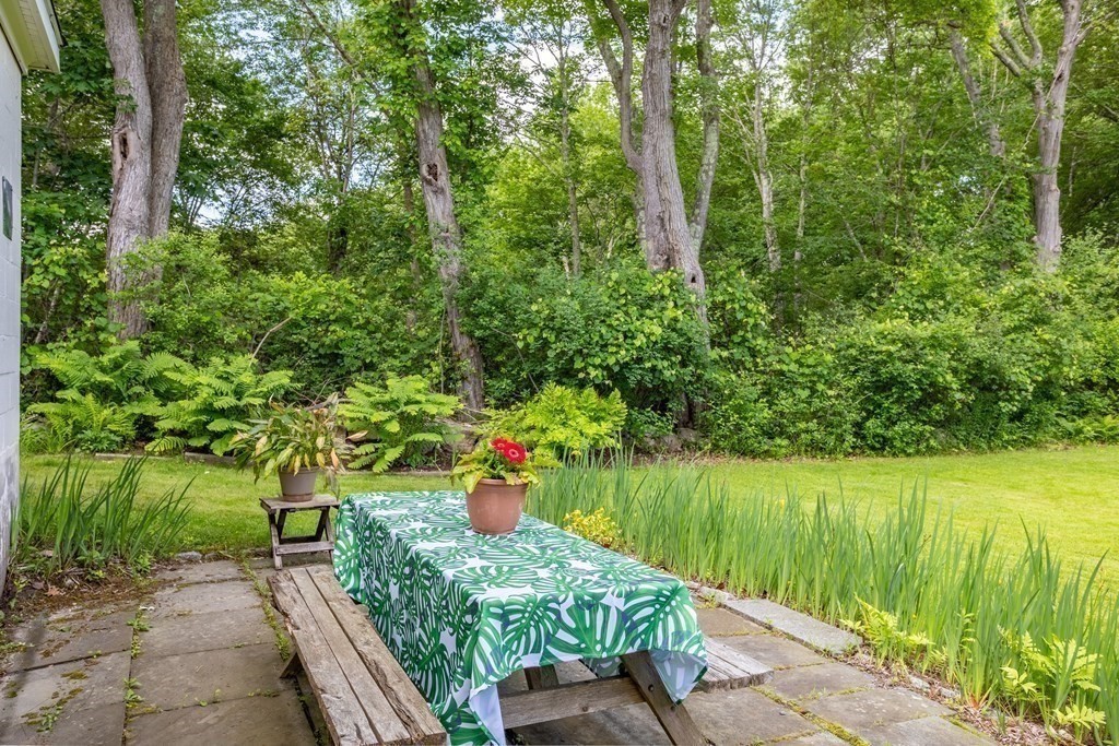 78 North Road Bedford, MA 01730 - Photo 28 of 34 Gallery Image 28