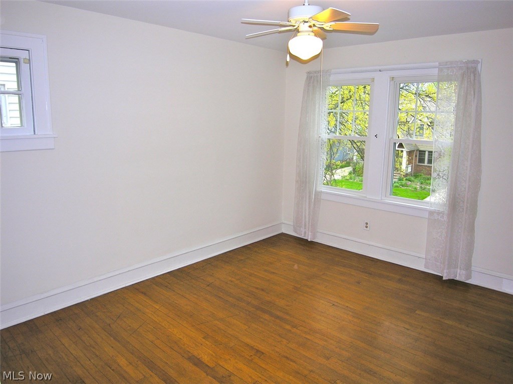 2015 Rossmoor Road Cleveland, OH 44118 - Photo 15 of 25