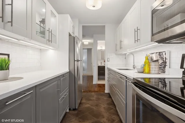 $3,400 | 901 South Plymouth Court, Unit 1703, Chicago, IL 60605