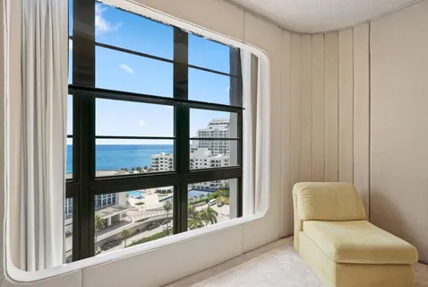 $1,799,000 | 5500 Collins Avenue, Unit 1401, Miami Beach, FL 33140