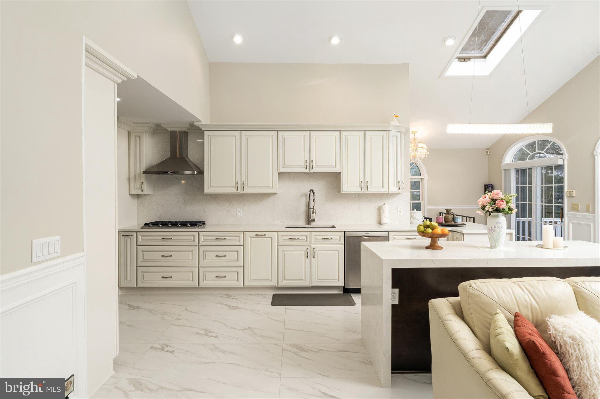 93 Tudor Drive Hamilton, NJ 08690 - Photo 18 of 67