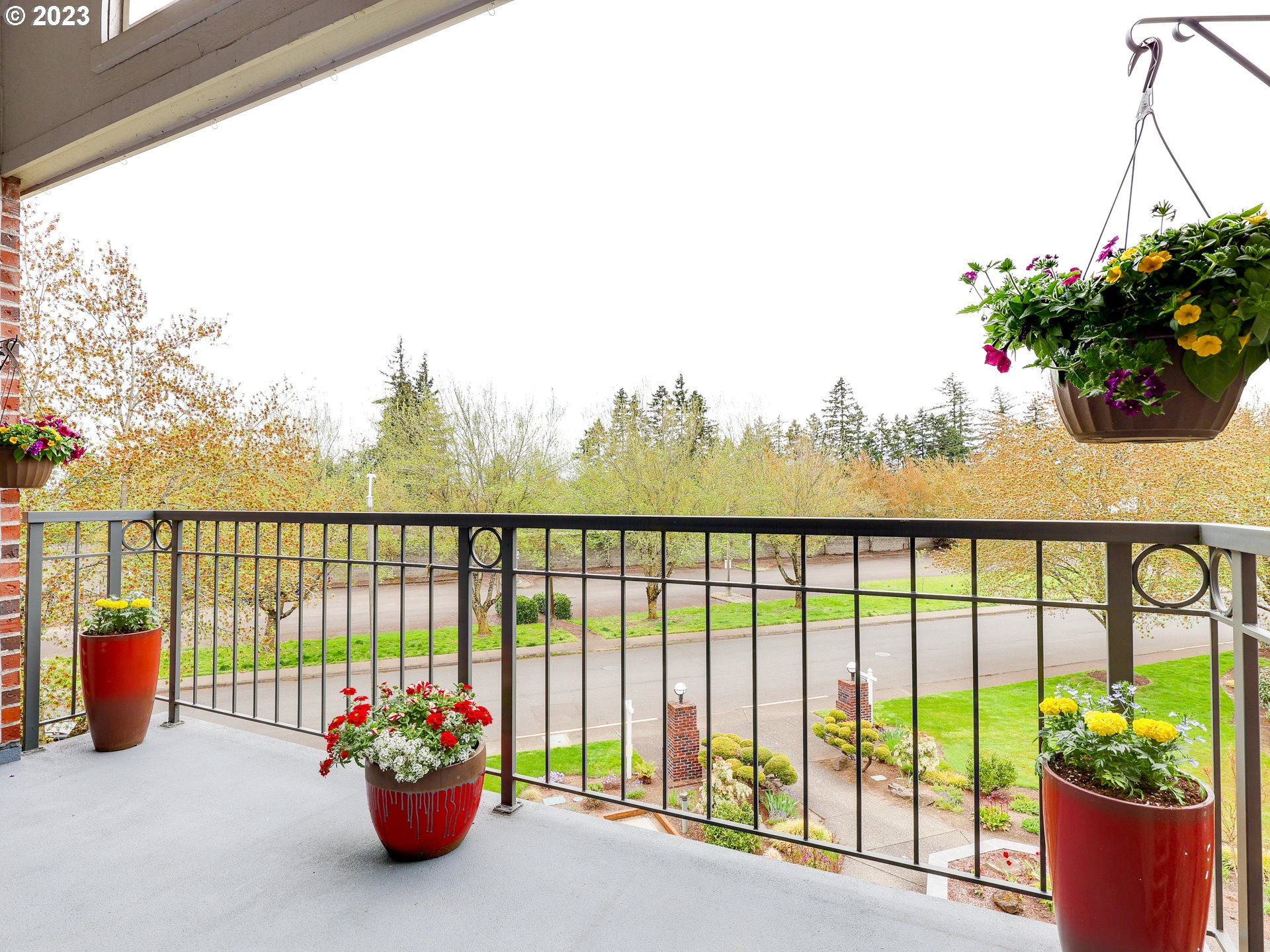 15420 Northeast Knott Street, Unit 19 Portland, OR 97230 - Photo 11 of 29