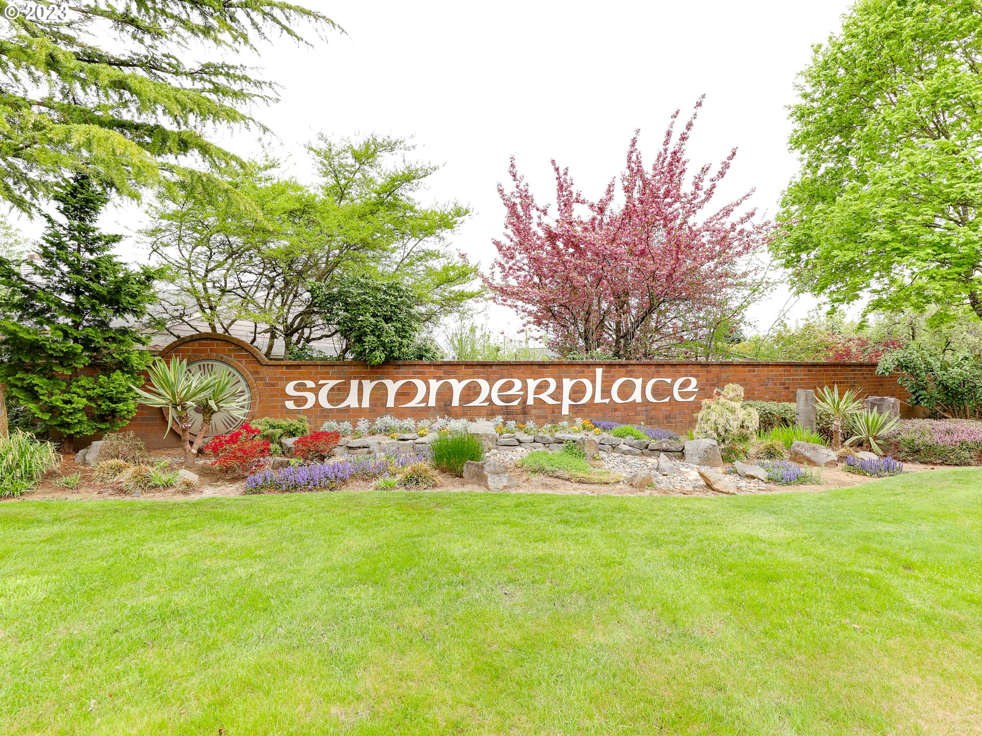 15420 Northeast Knott Street, Unit 19 Portland, OR 97230 - Photo 26 of 29