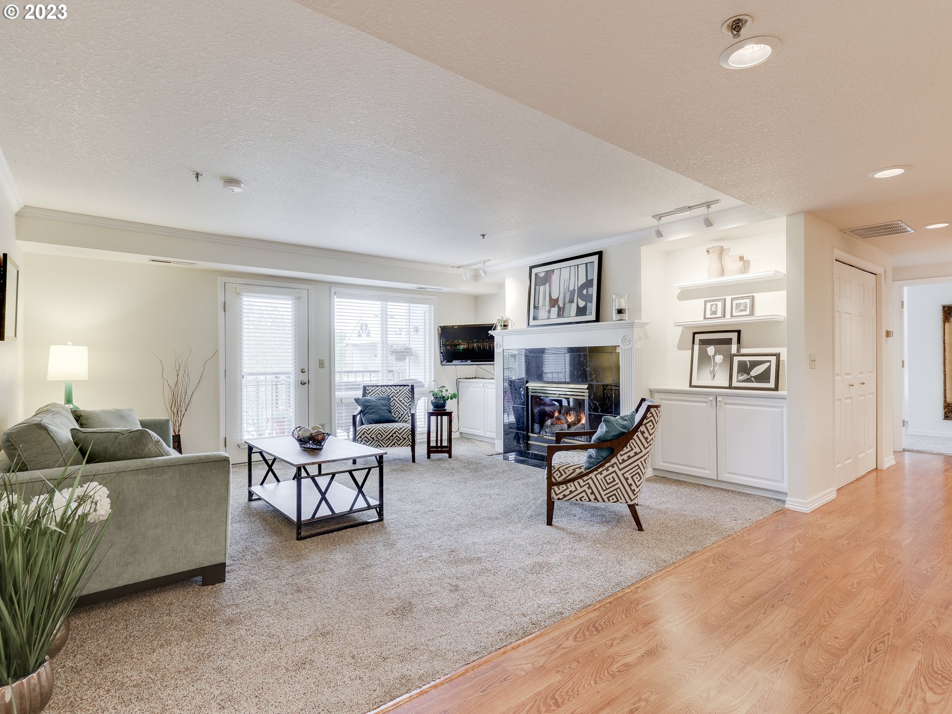 15420 Northeast Knott Street, Unit 19 Portland, OR 97230 - Photo 5 of 29